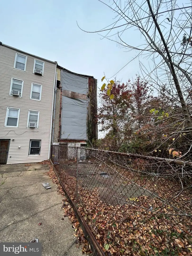 637 N Fulton Ave, Baltimore, MD 21217 - Image #3