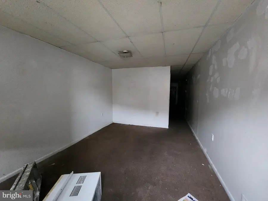 1832 Hope St, Baltimore, MD 21202 - Image #2