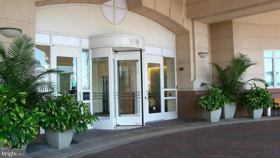 100 Harborview Dr #212, Baltimore, MD 21230 - Image #3