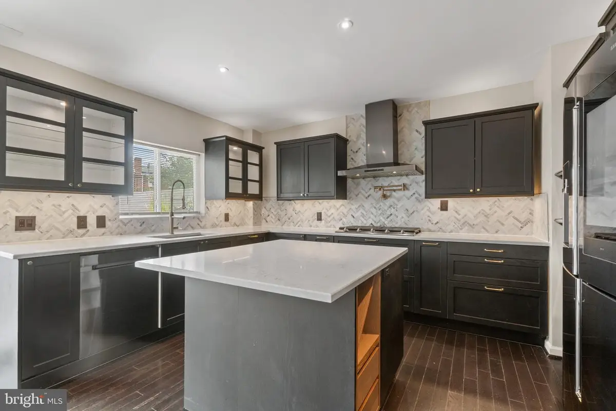 1116 Dundalk Ave, Baltimore, MD 21224 - Image #1