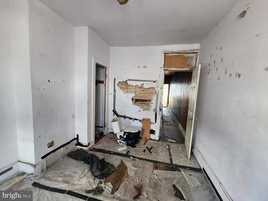 2304 Avalon Ave, Baltimore, MD 21217 - Image #2