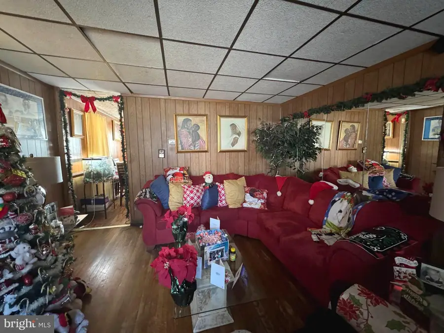 4821 Greencrest Rd, Baltimore, MD 21206 - Image #3