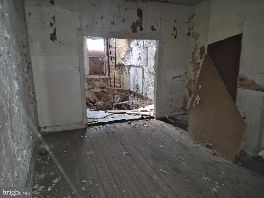 2021 Harlem Ave, Baltimore, MD 21217 - Image #2