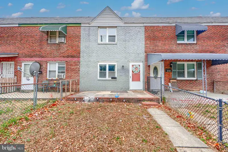 3836 8th St, Baltimore, MD 21225 - Image #1