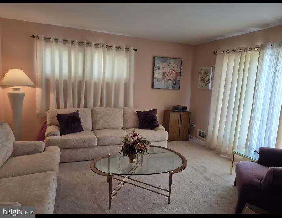 6230 Laurelton Ave, Baltimore, MD 21214 - Image #2