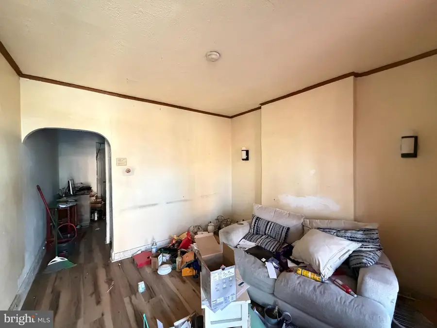 910 N Dukeland St, Baltimore, MD 21216 - Image #3