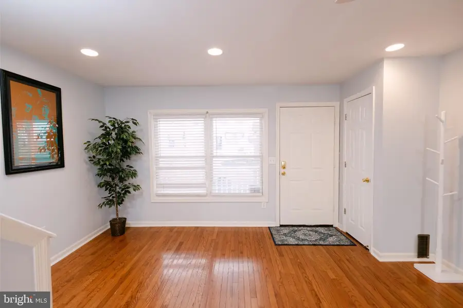 3732 Falls Rd, Baltimore, MD 21211 - Image #2