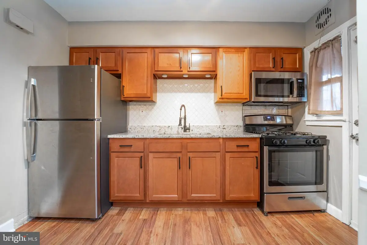 2820 Edgecombe Cir S, Baltimore, MD 21215 - Image #1