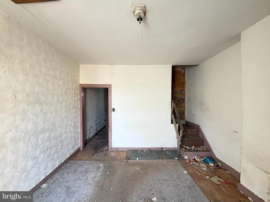 1110 S Conkling St, Baltimore, MD 21224 - Image #3