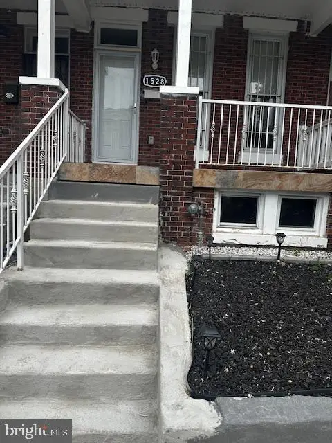 1528 N Ellamont St, Baltimore, MD 21216 - Image #2