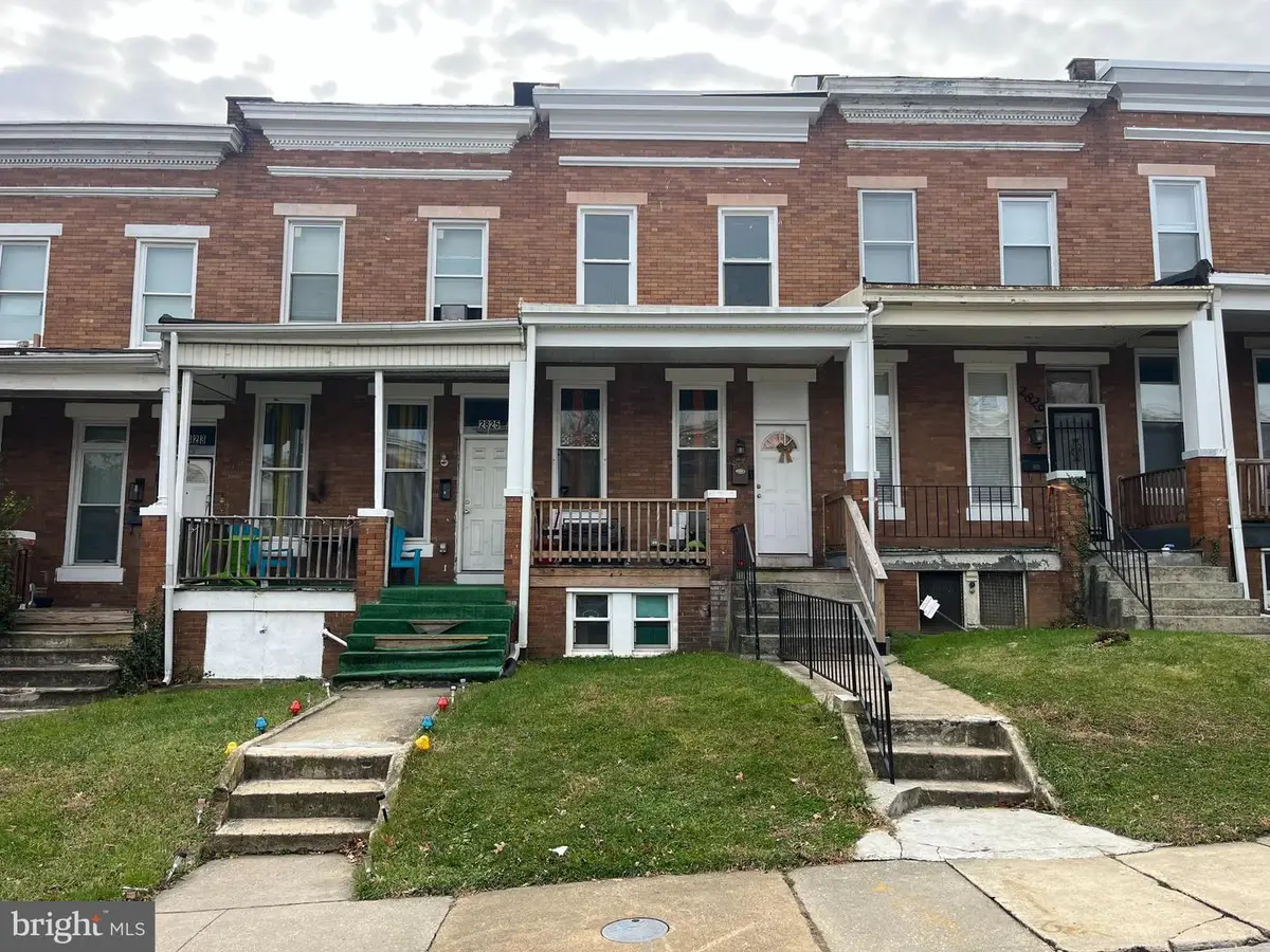 2827 Clifton Ave, Baltimore, MD 21216 - Image #1