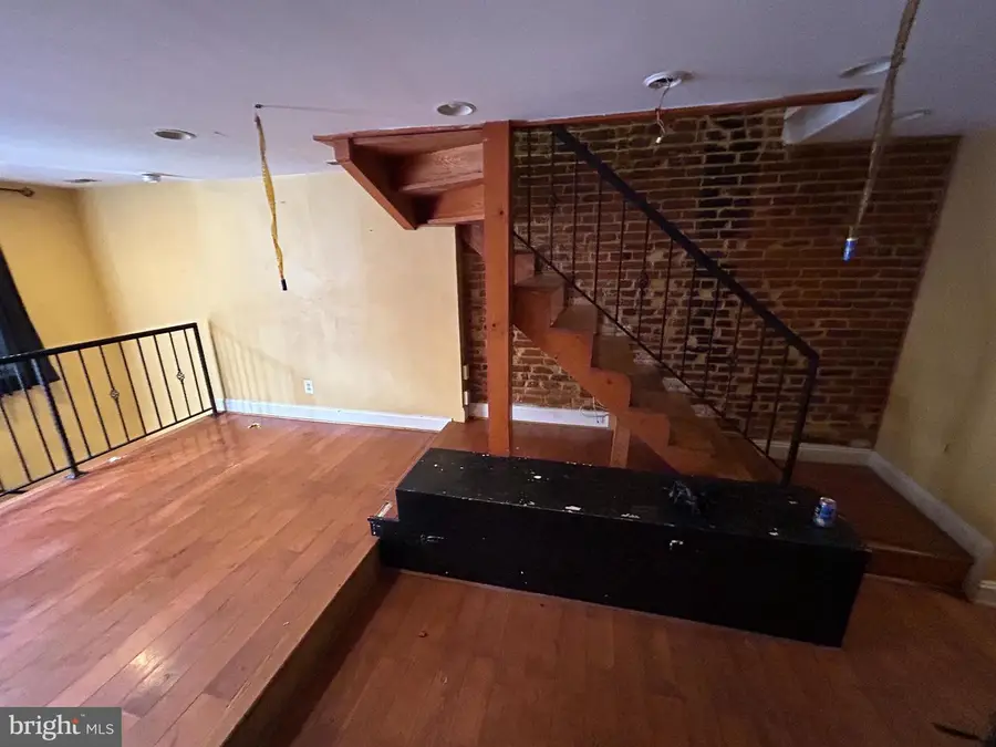 105 S Schroeder St, Baltimore, MD 21223 - Image #3