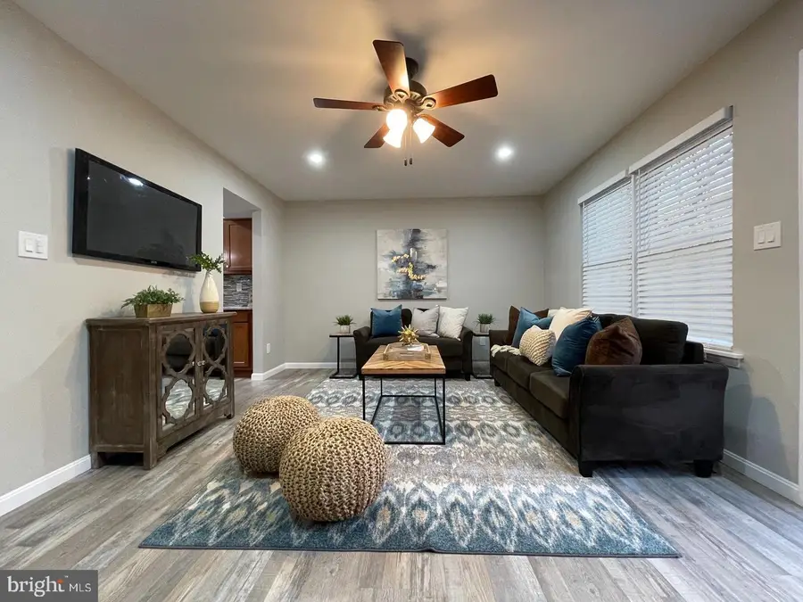 37 Cobber Ln, Baltimore, MD 21229 - #2