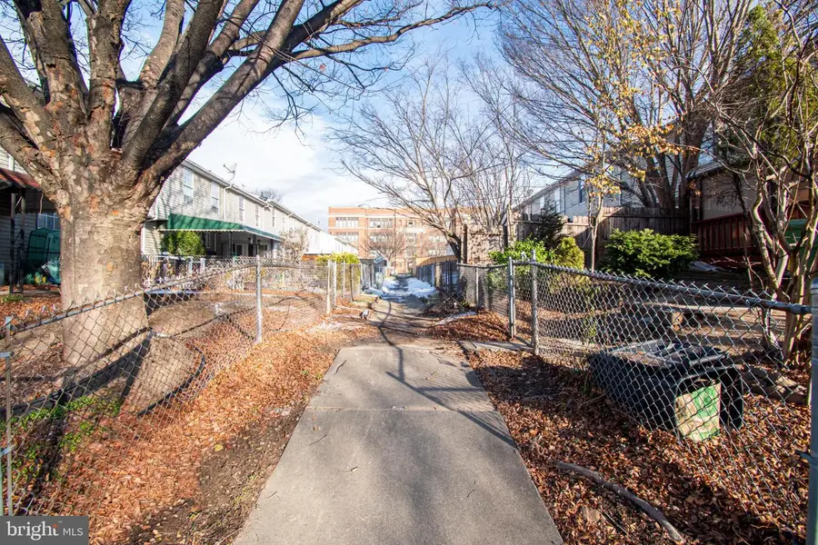 1201 N Calhoun St, Baltimore, MD 21217 - Image #2