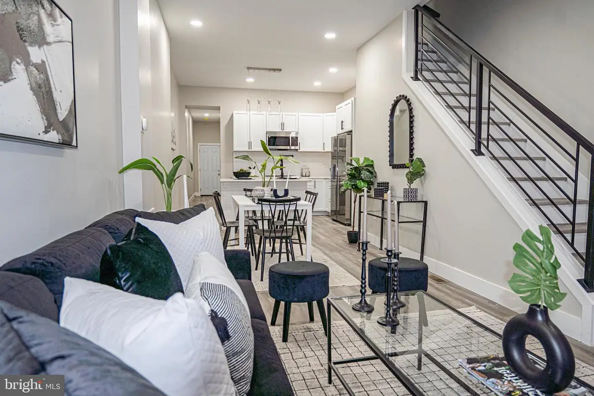 1728 Ruxton Ave, Baltimore, MD 21216 - Image #1