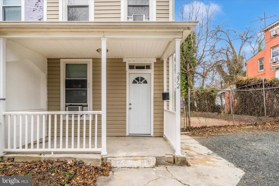 272 S Loudon Ave, Baltimore, MD 21229 - Image #2