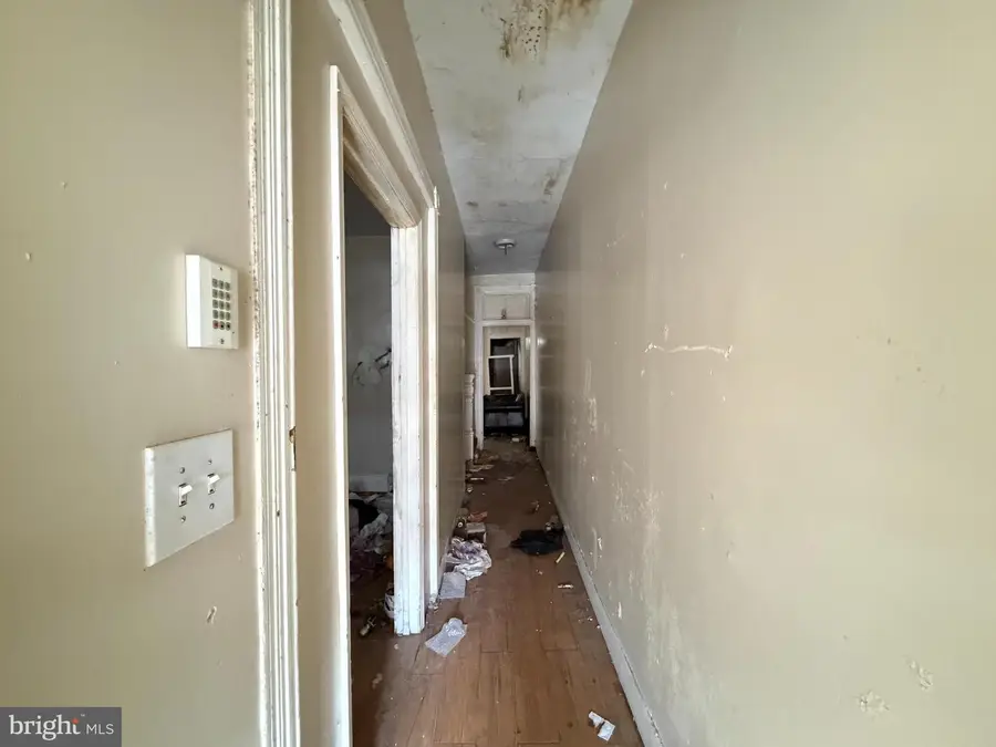 1910 Division St, Baltimore, MD 21217 - Image #2