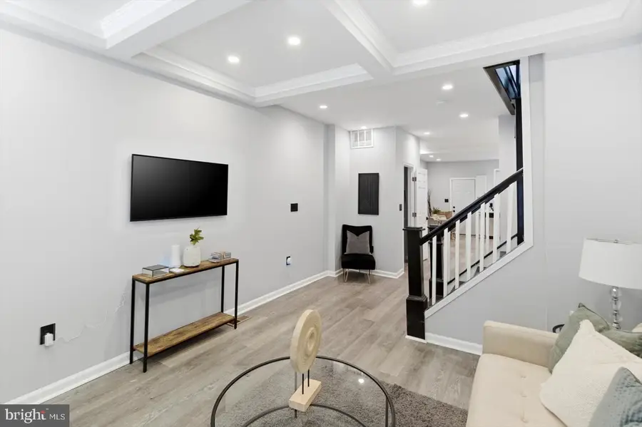 2033 N Bentalou St, Baltimore, MD 21216 - Image #2