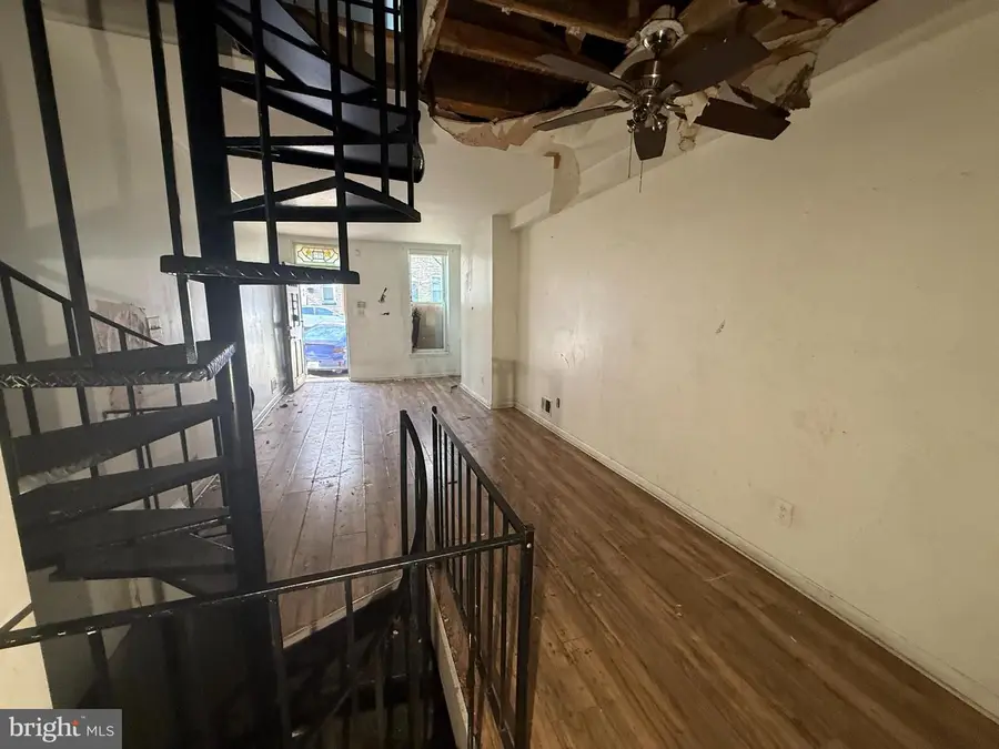 219 N Montford Ave, Baltimore, MD 21224 - Image #3