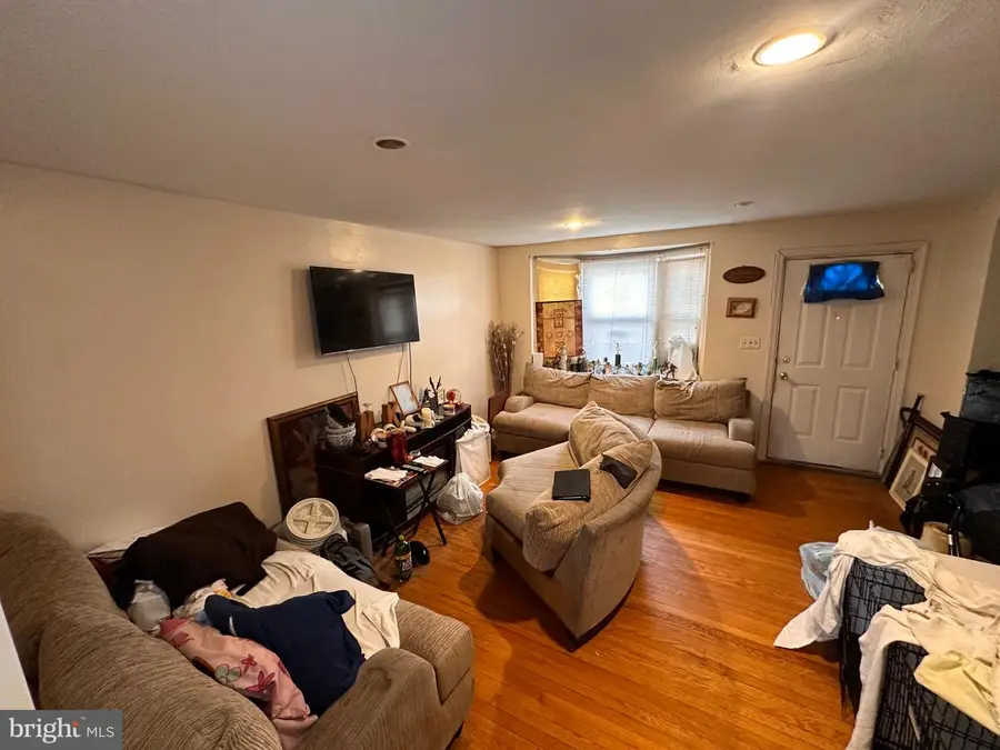 918 Cooks Ln, Baltimore, MD 21229 - Image #3