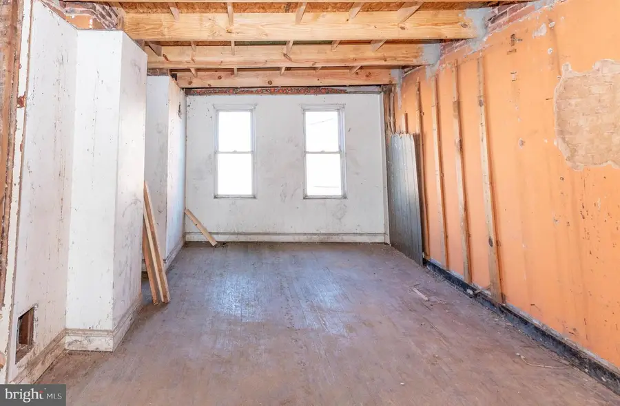 2818 E Madison St, Baltimore, MD 21205 - Image #3