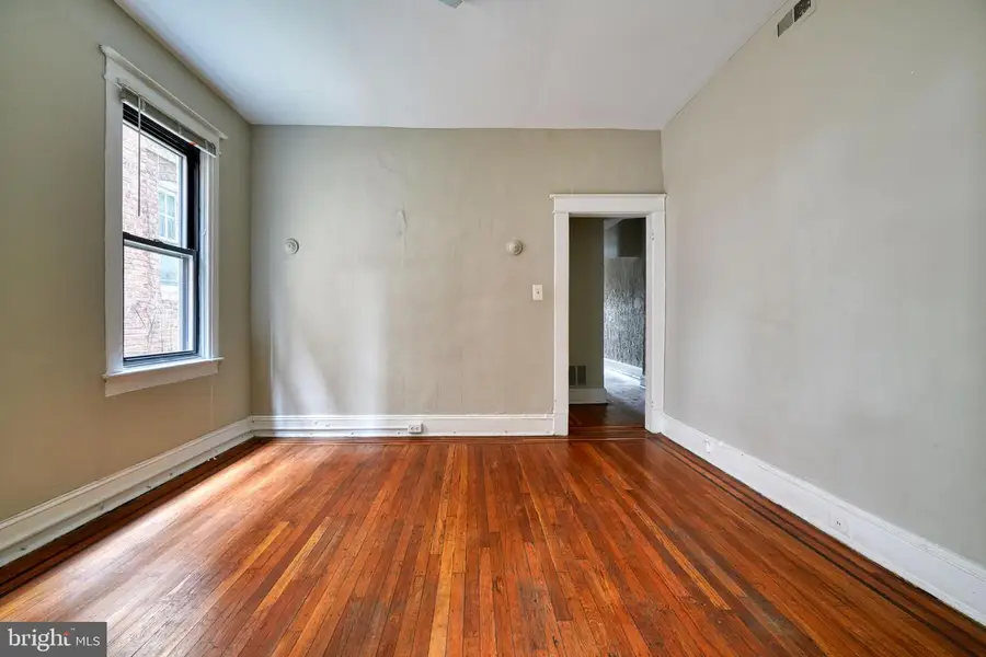 2111 Park Ave, Baltimore, MD 21217 - Image #2
