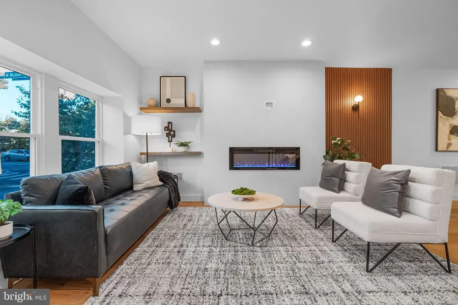 325 Gilmor St, Baltimore, MD 21223 - Image #2