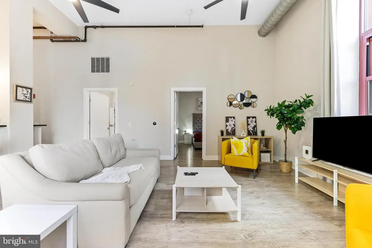 22 S Howard St #r-304, Baltimore, MD 21201 - #1