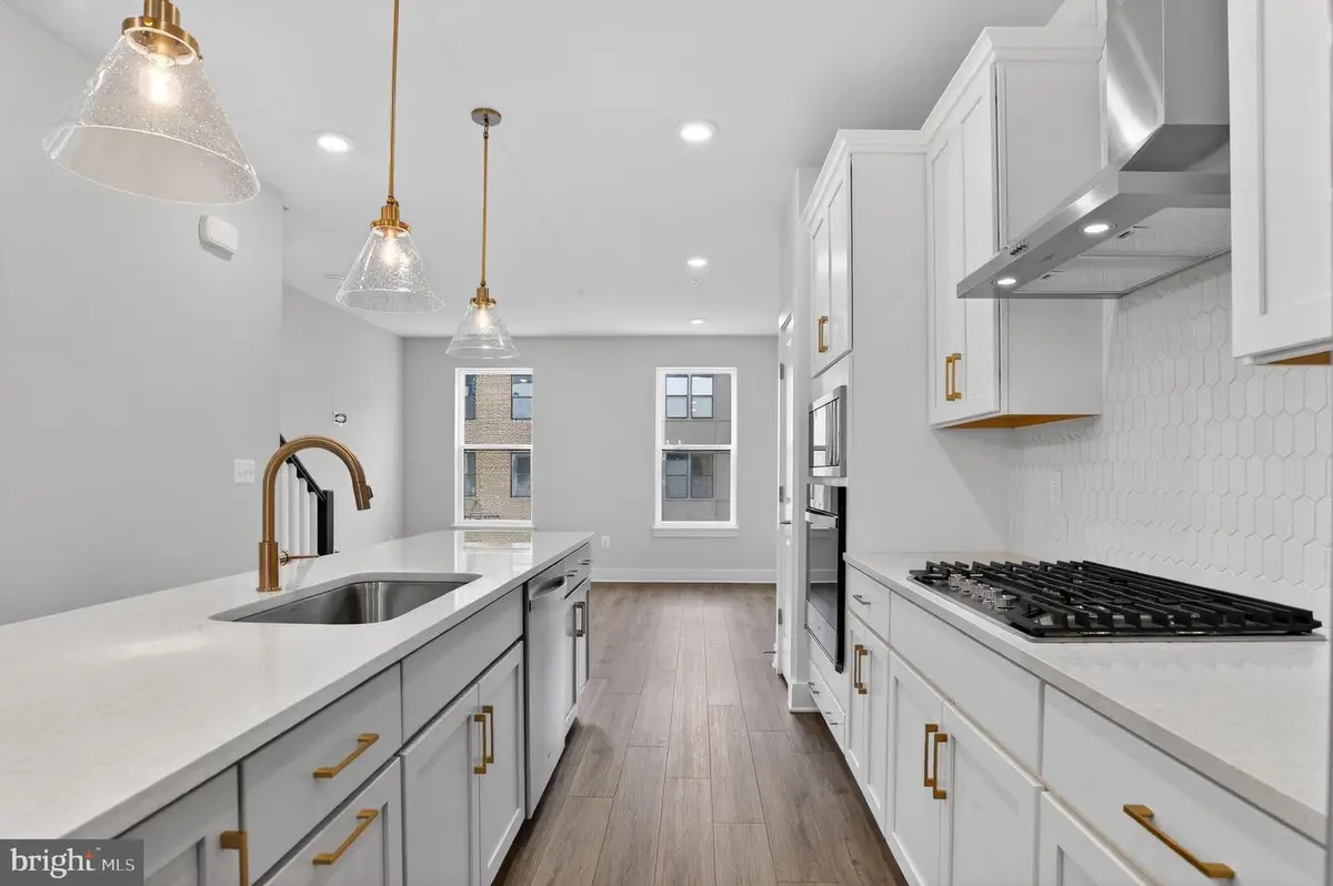 2727 Light St, Baltimore, MD 21230 - Image #1