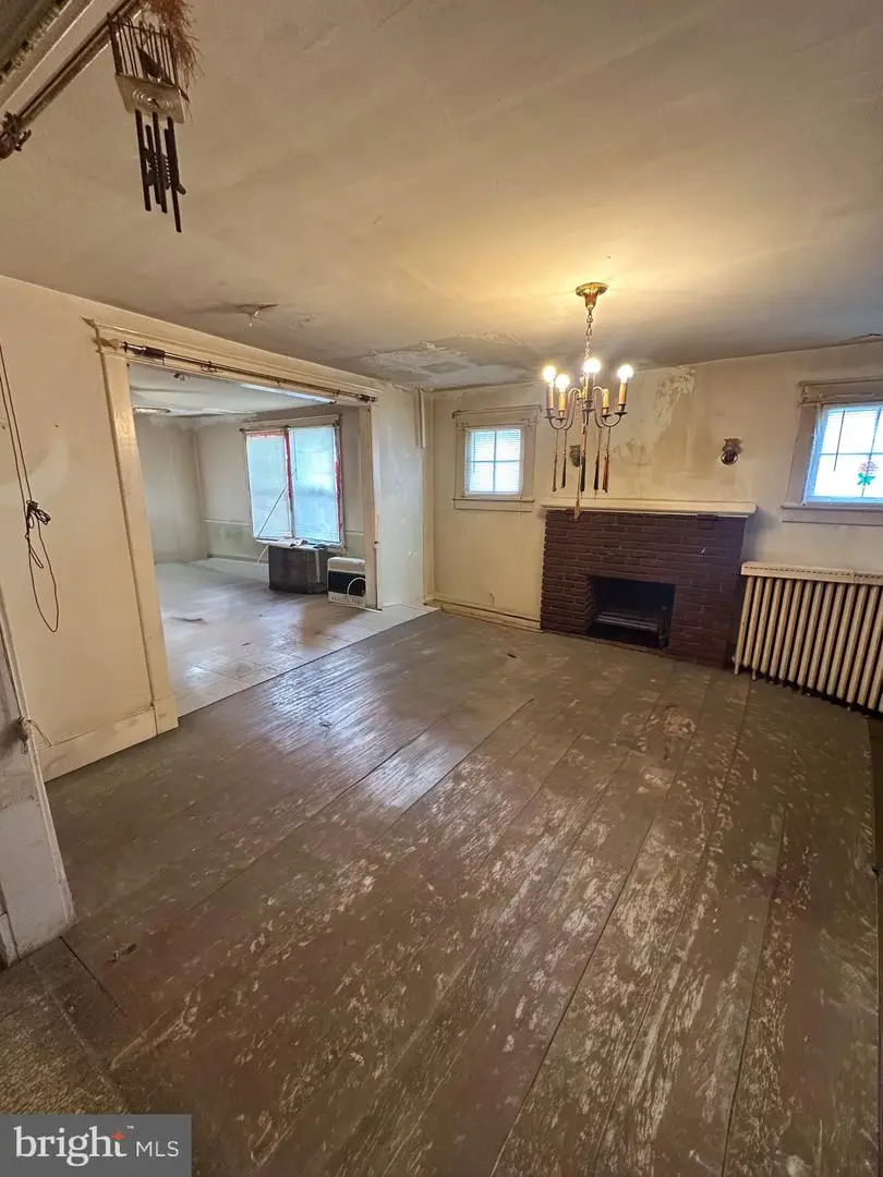 4203 Oakford Ave, Baltimore, MD 21215 - Image #2