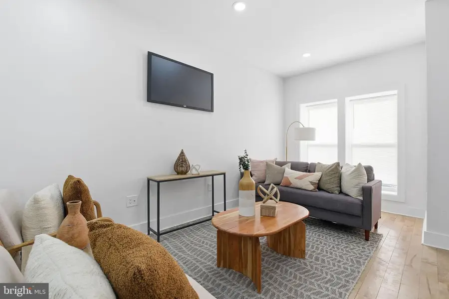 1742 E Oliver St, Baltimore, MD 21213 - Image #3