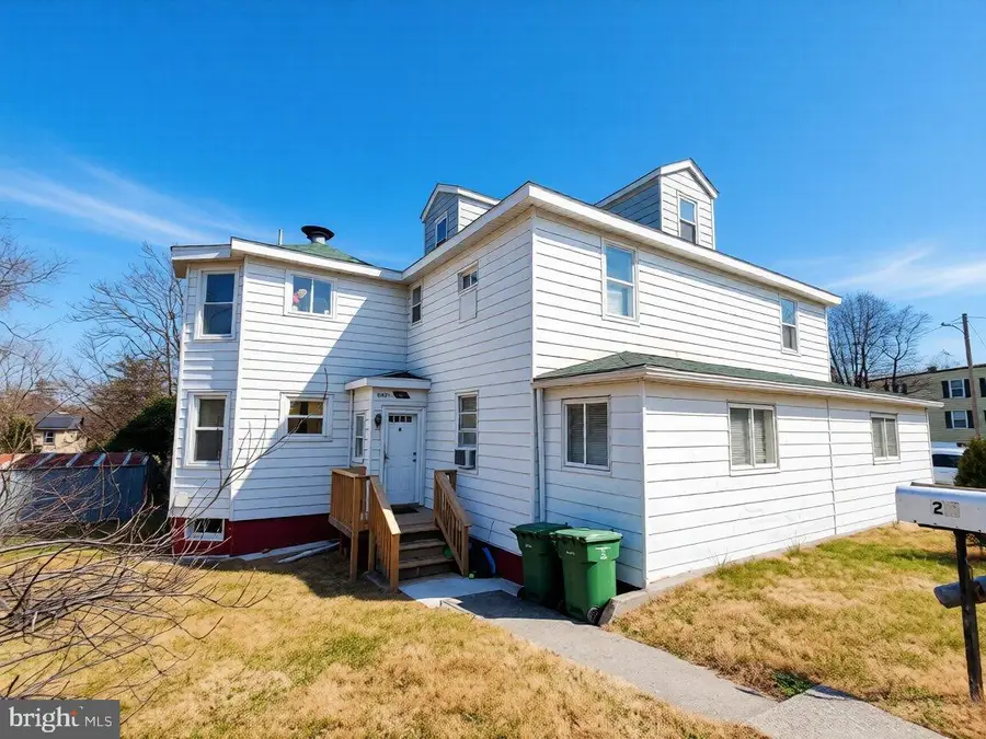 2421 Arbuton Ave, Baltimore, MD 21230 - Image #2