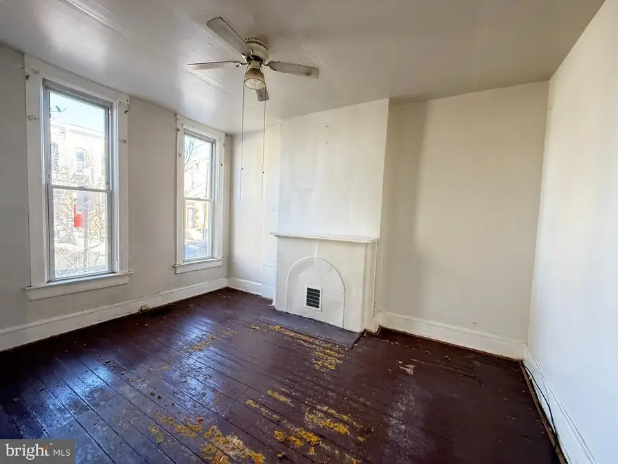 1552 N Carey St, Baltimore, MD 21217 - Image #3