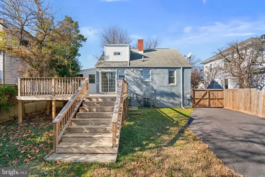 6103 Glenoak Ave, Baltimore, MD 21214 - #3