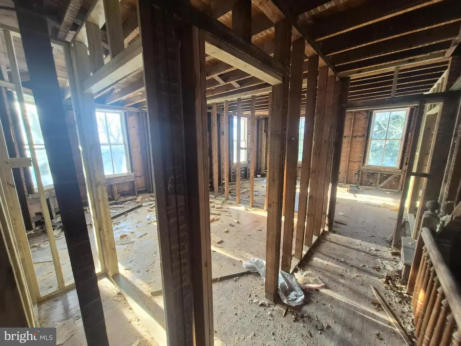 3806 Parkside Dr, Baltimore, MD 21206 - #3