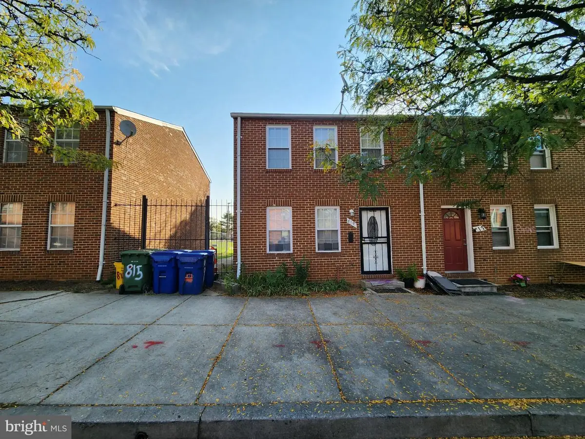 819 Aisquith St, Baltimore, MD 21202 - #1