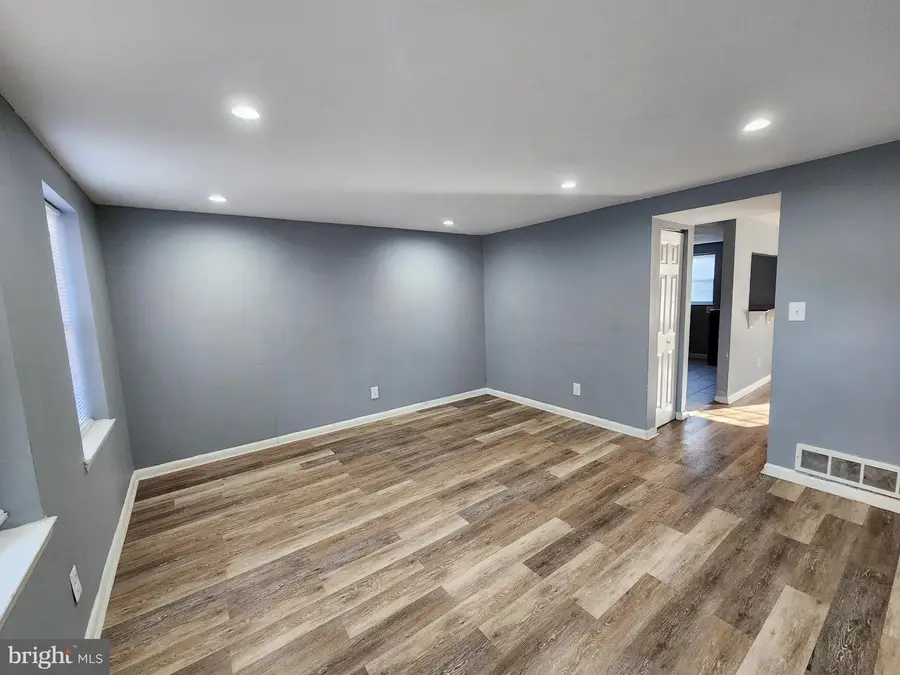 819 Aisquith St, Baltimore, MD 21202 - #3