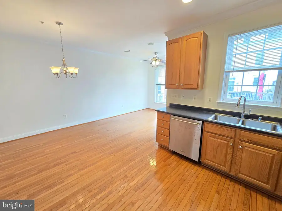 876 Ryan St, Baltimore, MD 21230 - #3