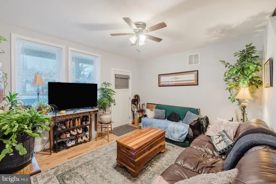 3804 Falls Rd, Baltimore, MD 21211 - #2