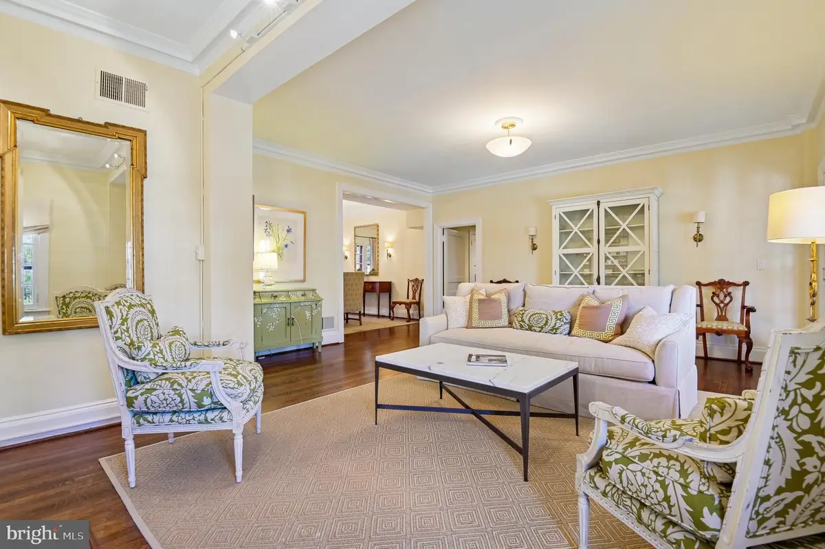 230 Stony Run Ln #2a, Baltimore, MD 21210 - #1