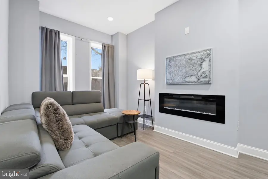 5 E 27th St, Baltimore, MD 21218 - #3