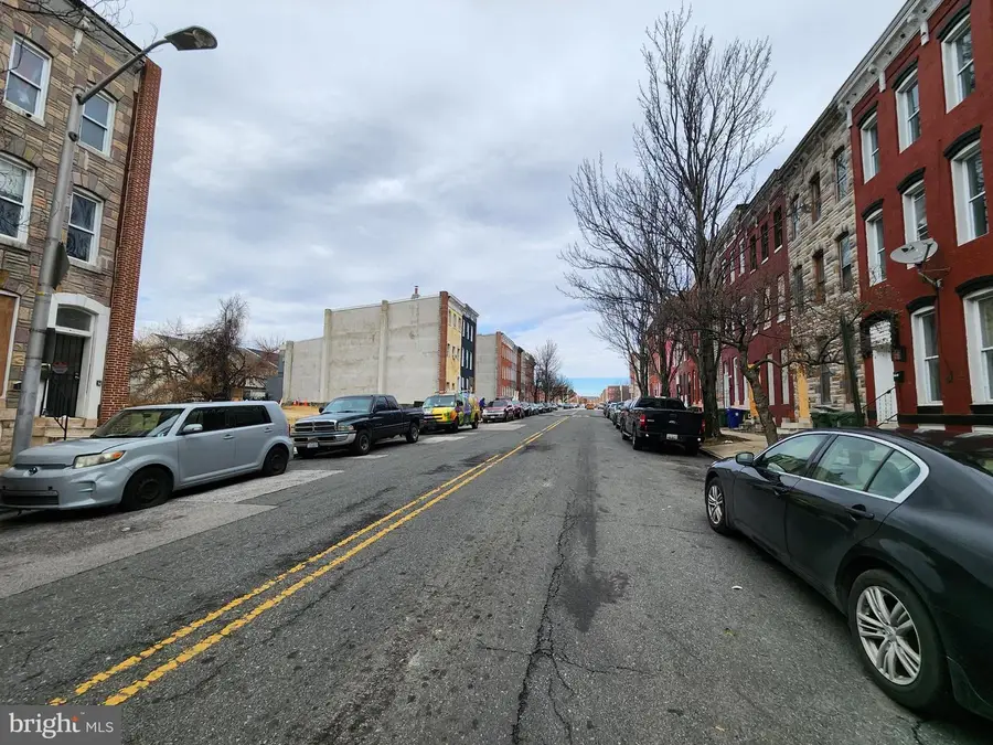 1117 N Carey St, Baltimore, MD 21217 - #3