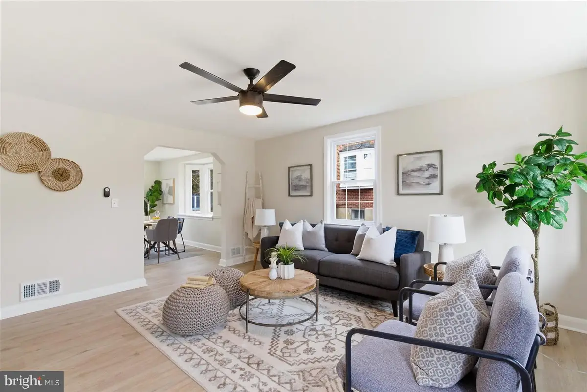 10 Mardrew Rd, Baltimore, MD 21229 - #1