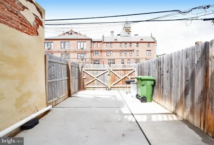 1438 N Bond St, Baltimore, MD 21213 - #3