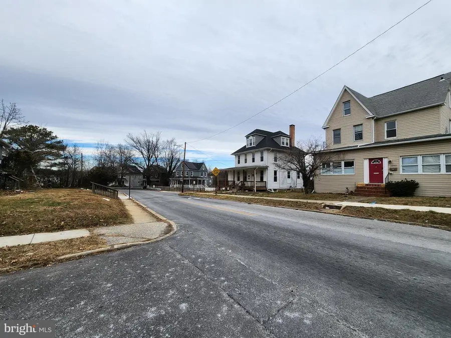 2601 Hamilton Ave, Baltimore, MD 21214 - #3
