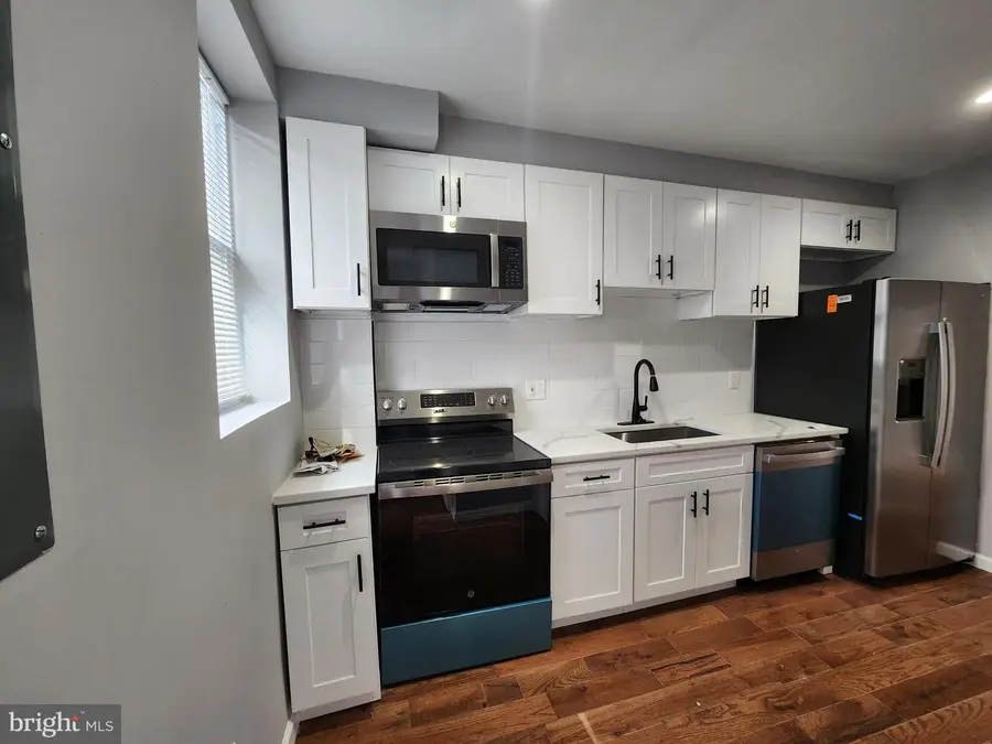 220 N Montford Ave, Baltimore, MD 21224 - #3