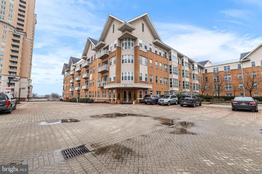 23 Pierside Dr #104, Baltimore, MD 21230 - #2