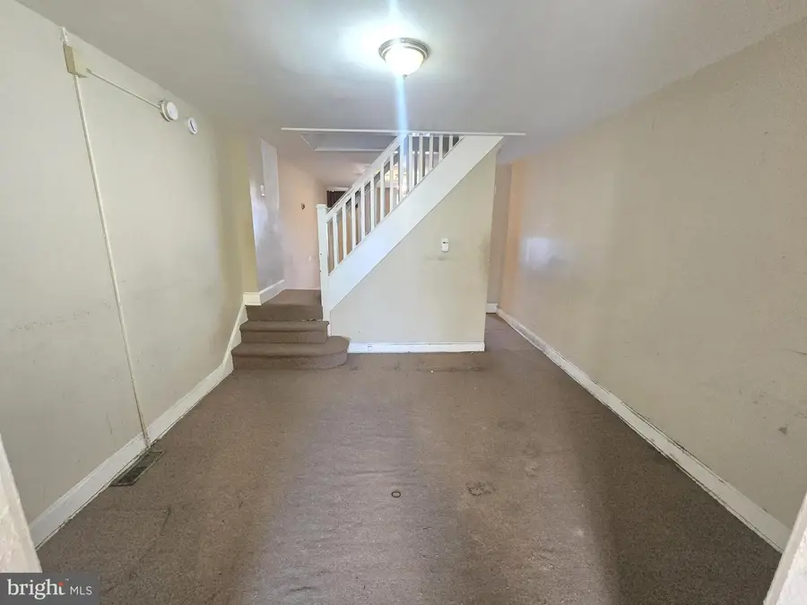 621 E 30th St, Baltimore, MD 21218 - #3