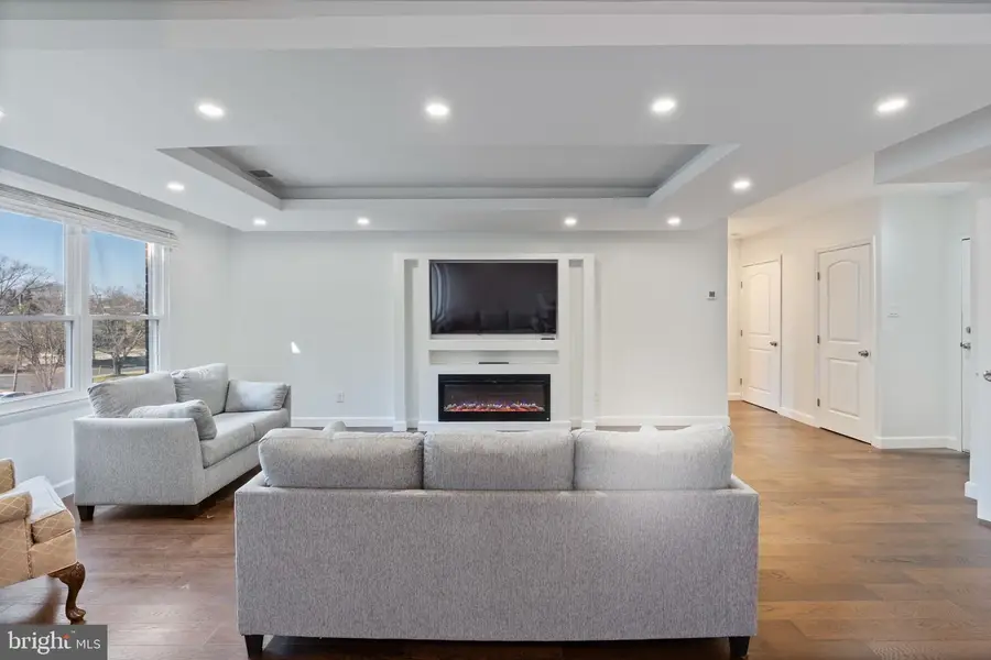 6317 Park Heights Ave #301, Baltimore, MD 21215 - #3