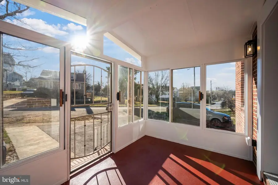 6108 Fair Oaks Ave, Baltimore, MD 21214 - #3